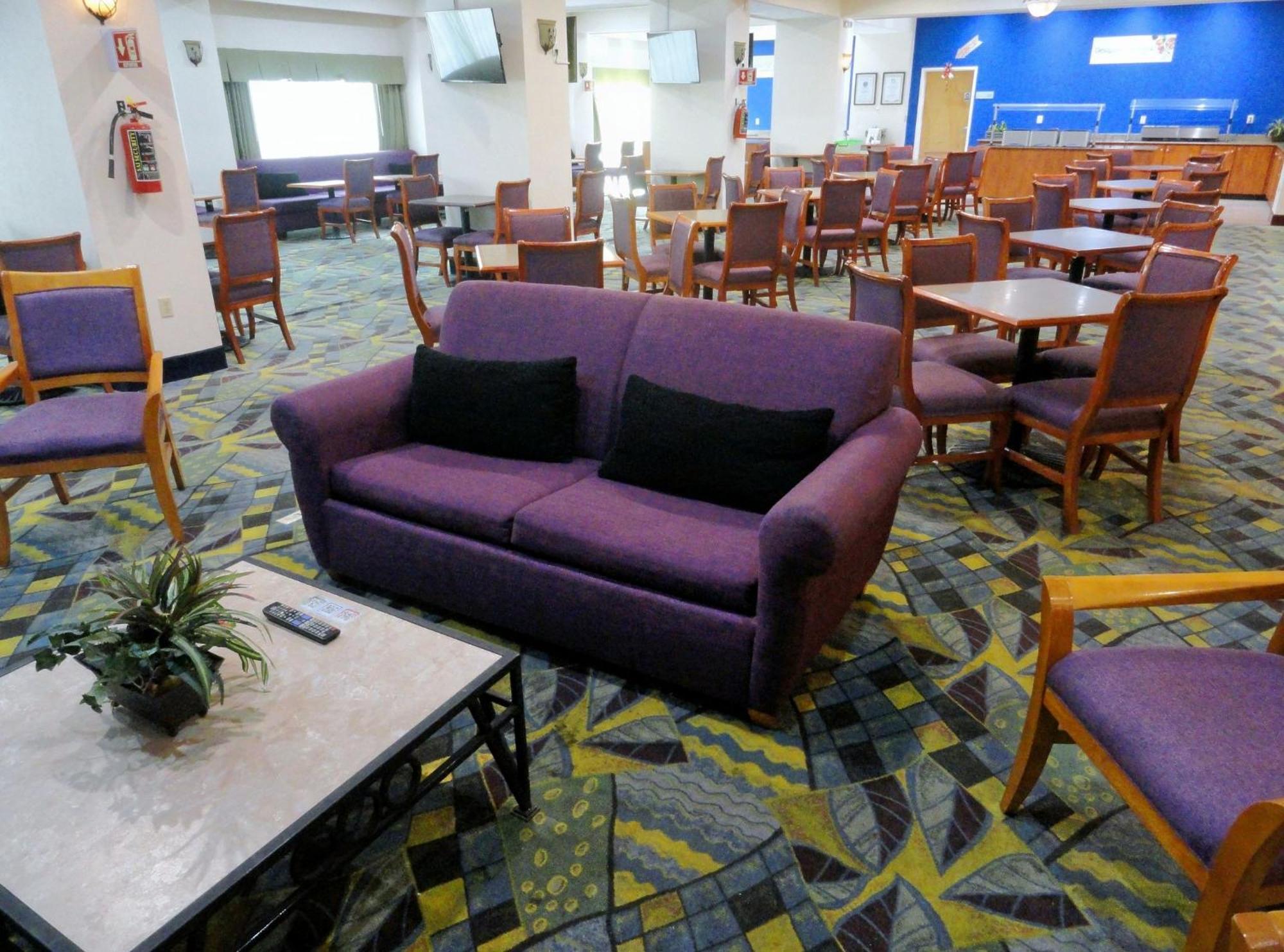 Holiday Inn Express & Suites Toluca Zona Aeropuerto By Ihg Exterior foto